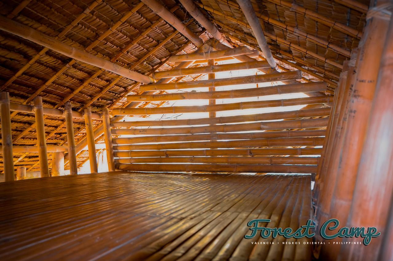 Forest Camp Resort Валенсия Экстерьер фото